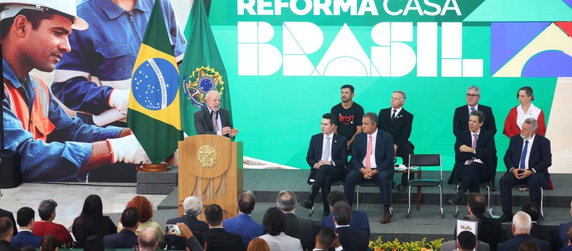 lula-lanca-programa-de-reforma-de-casas-e-defende-acao-para-invisiveis