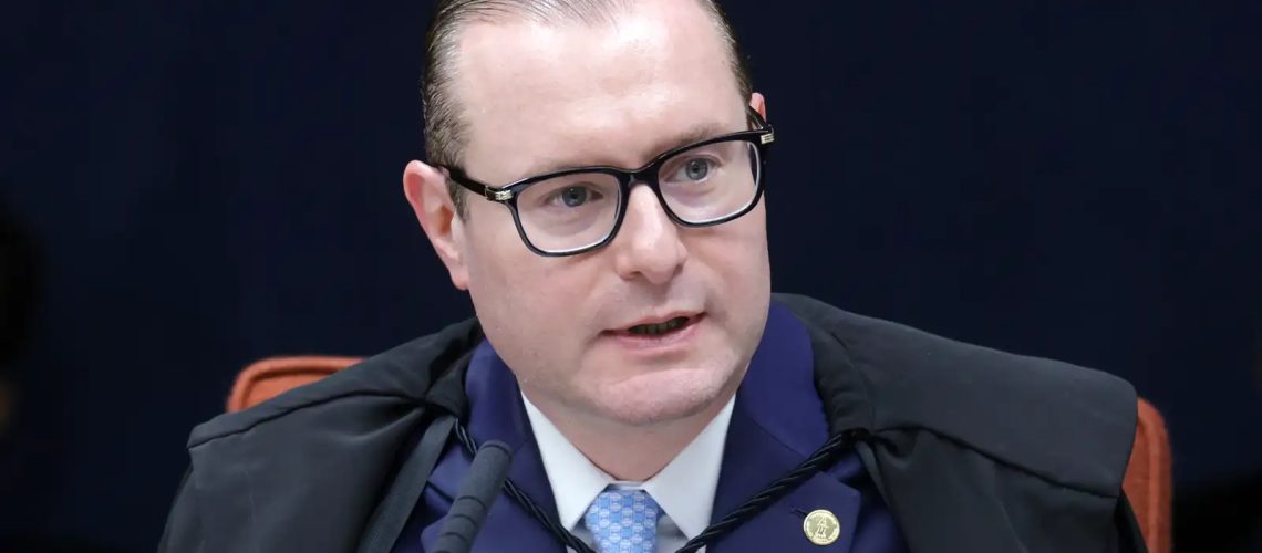 golpe:-zanin-vota-e-soma-2-votos-para-condenar-nucleo-de-desinformacao