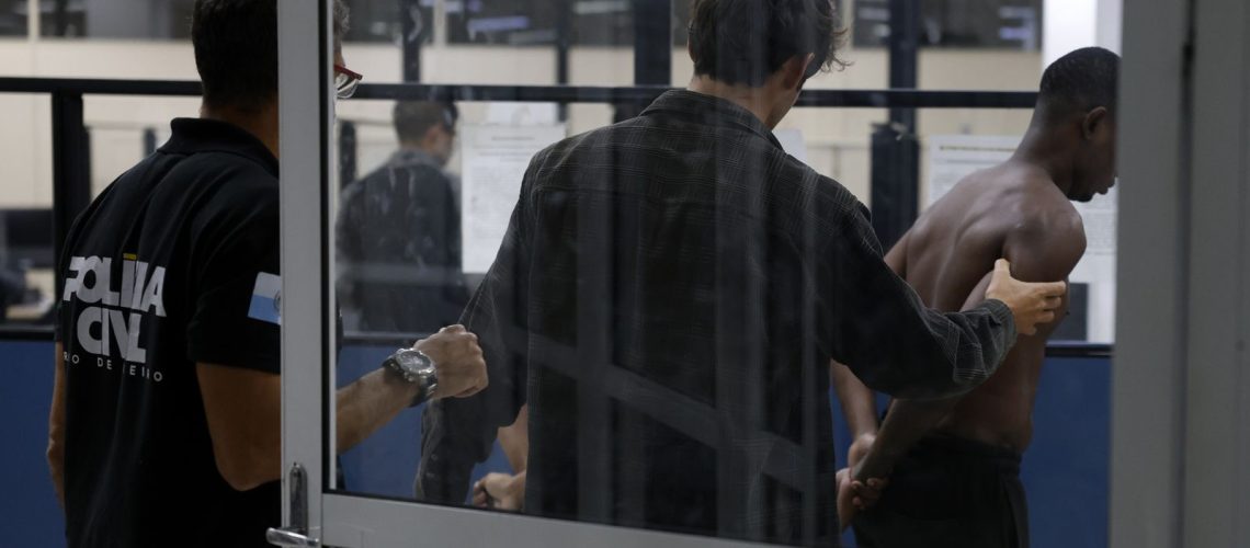 ministros-farao-reuniao-de-emergencia-com-castro-nesta-quarta-feira