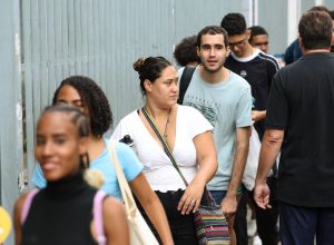 enem-2025:-cerca-de-70%-dos-inscritos-fizeram-segunda-dia-de-provas