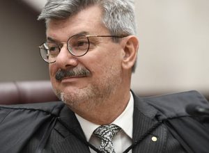 stj-abre-processo-e-mantem-afastamento-de-ministro-acusado-de-assedio