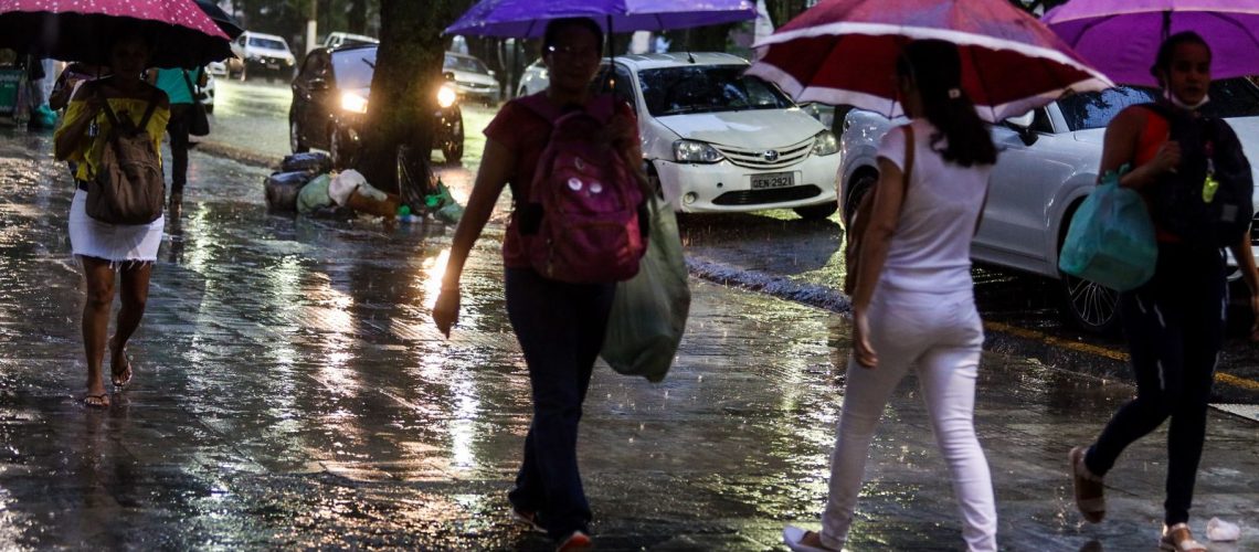 fortes-chuvas-deixam-belem-em-estado-de-emergencia