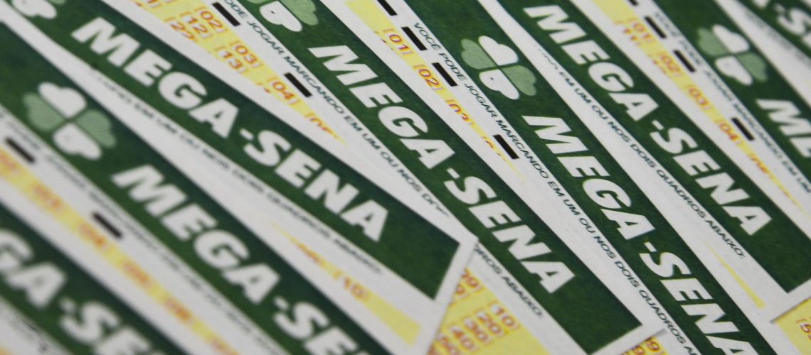 mega-sena-acumula-e-premio-principal-vai-para-r$-10-milhoes