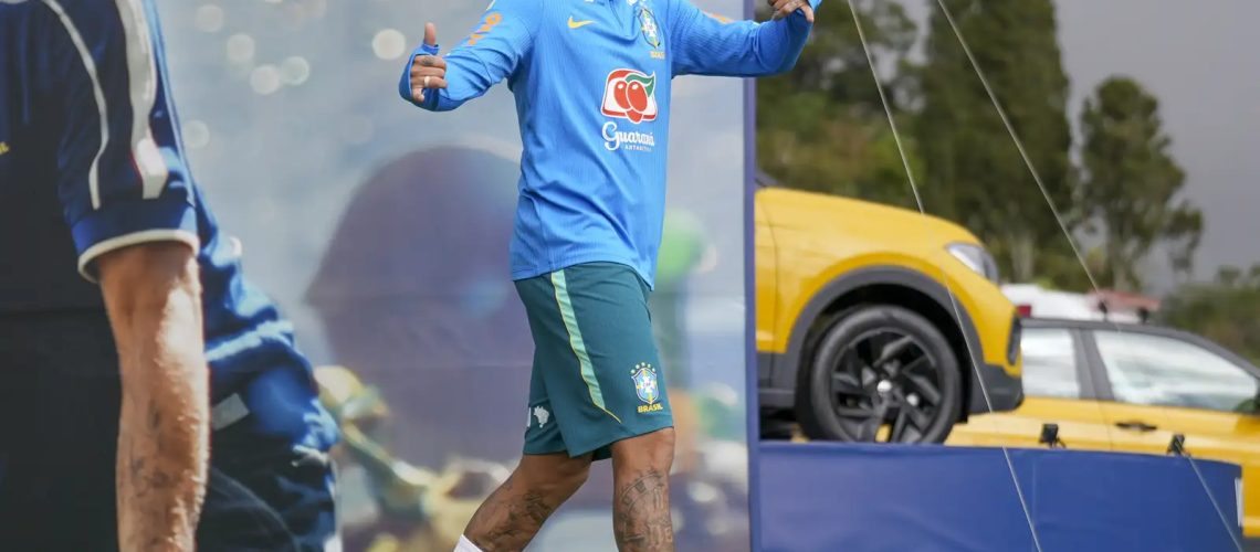 neymar-nao-viaja-com-selecao-para-cleveland;-segue-em-tratamento