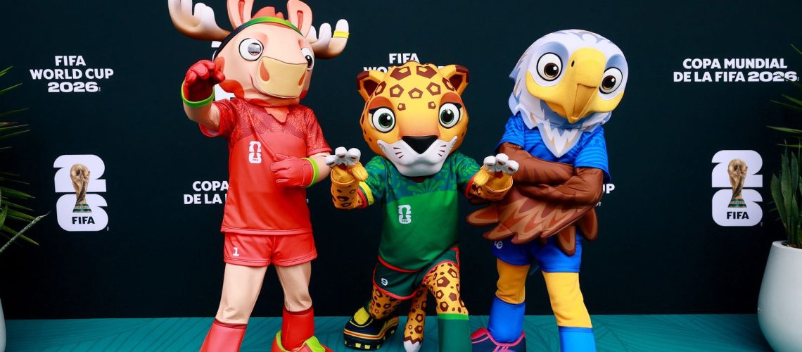 mascotes-do-mundial-incluem-a-aguia-careca,-animal-salvo-de-extincao
